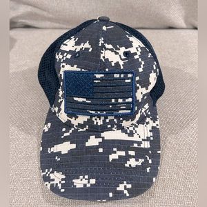 Digital Camo - Blue - Trucker hat with American flag.